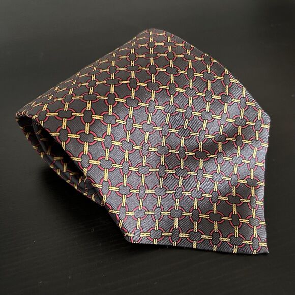 Christian Dior 100% Silk Necktie Tie Vintage Geometric Chain Link 4 x 56 1/2 - Picture 1 of 3